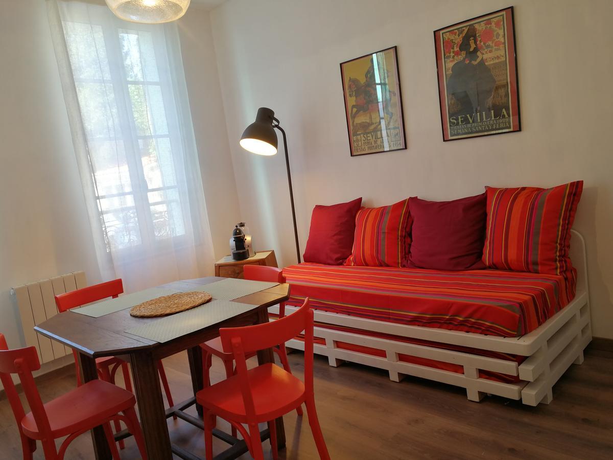 La Loge Du Theatre - Saintes Apartment Екстериор снимка
